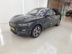 Ford Mustang Mach-E - 98kWh 381pk AWD Tech Pack [ PANO+LEDER+STOELVERWARMING+ACC+STUURWIELVERWARMING+CLIMATE ]