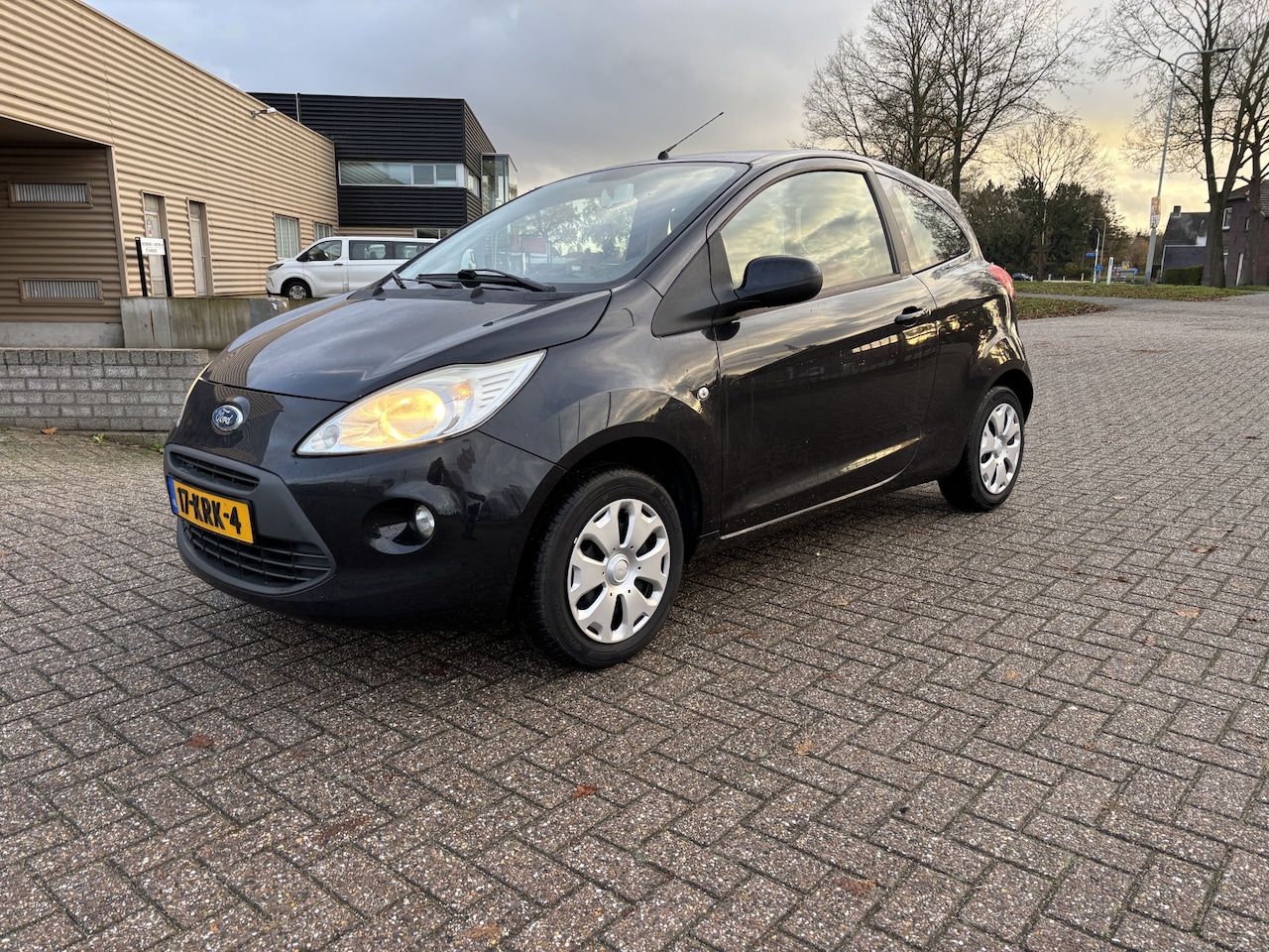 Ford Ka - 1.2 Titanium [ airco,audio,servo ] - AutoWereld.nl