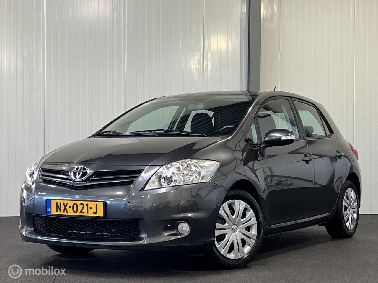 Toyota Auris - 1.3 Aspiration 5-drs [ trekh z.g.o.h volledige historie ] - AutoWereld.nl