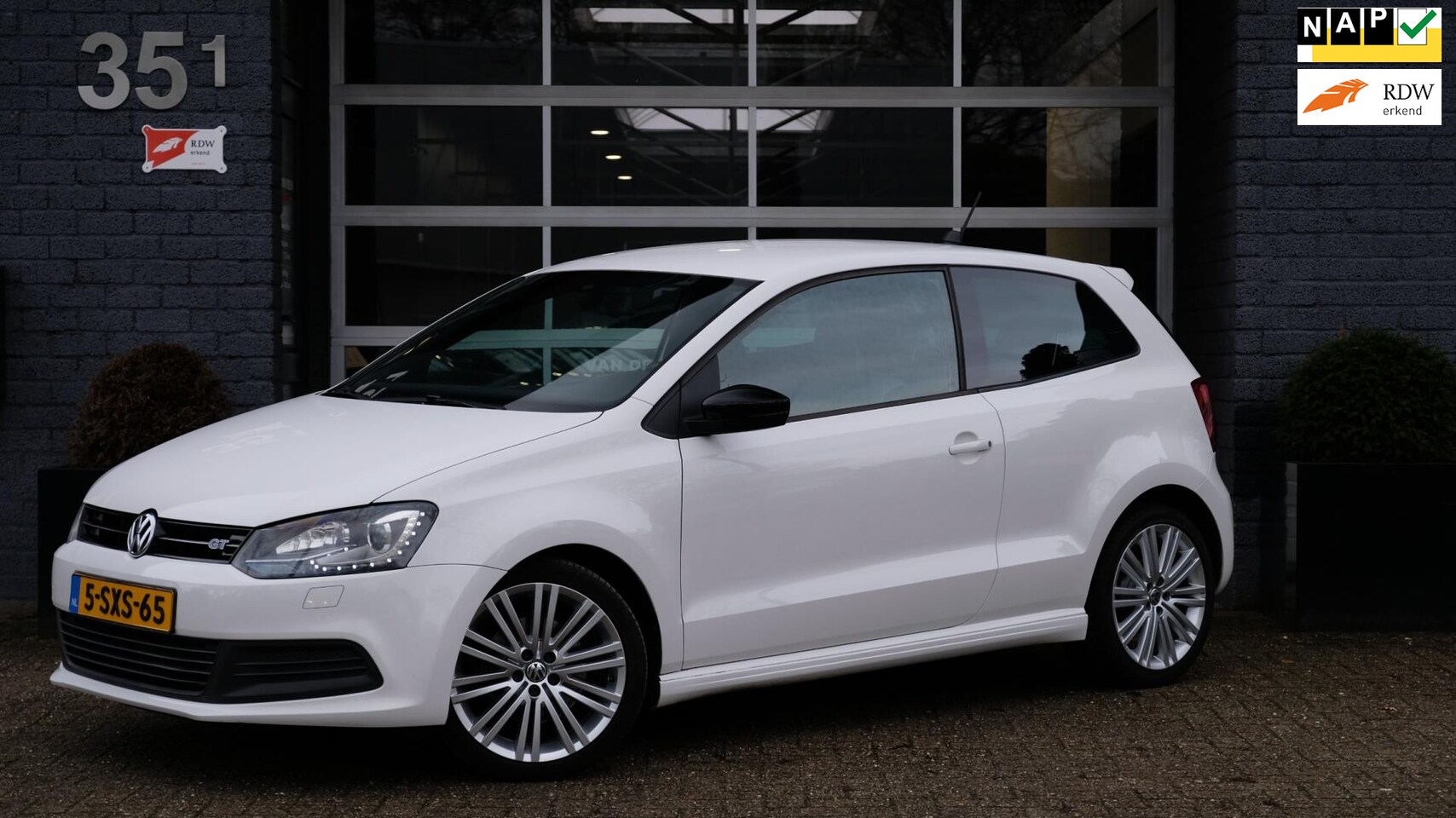Volkswagen Polo - 1.4 TSI BlueGT 140PK Cruise Navi Led - AutoWereld.nl