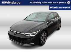Volkswagen Golf - 1.5 eTSI Style / App-Connect / Stoelverwarming / Digital Cockpit / Achteruitrijcamera