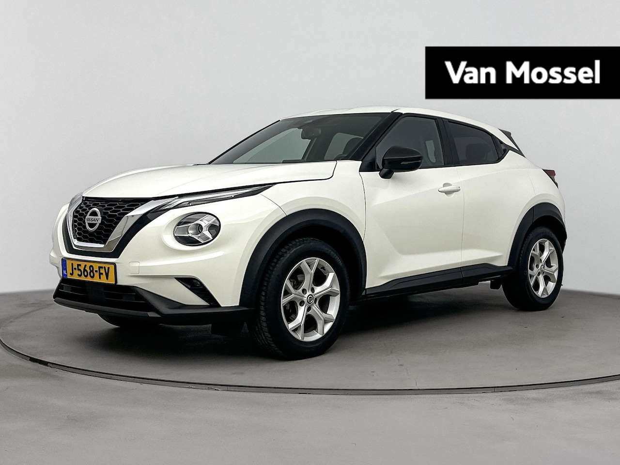 Nissan Juke - 1.0 DIG-T N-Connecta | Apple Carplay & Android Auto | Achterruitrijcamera | Parkeersensore - AutoWereld.nl