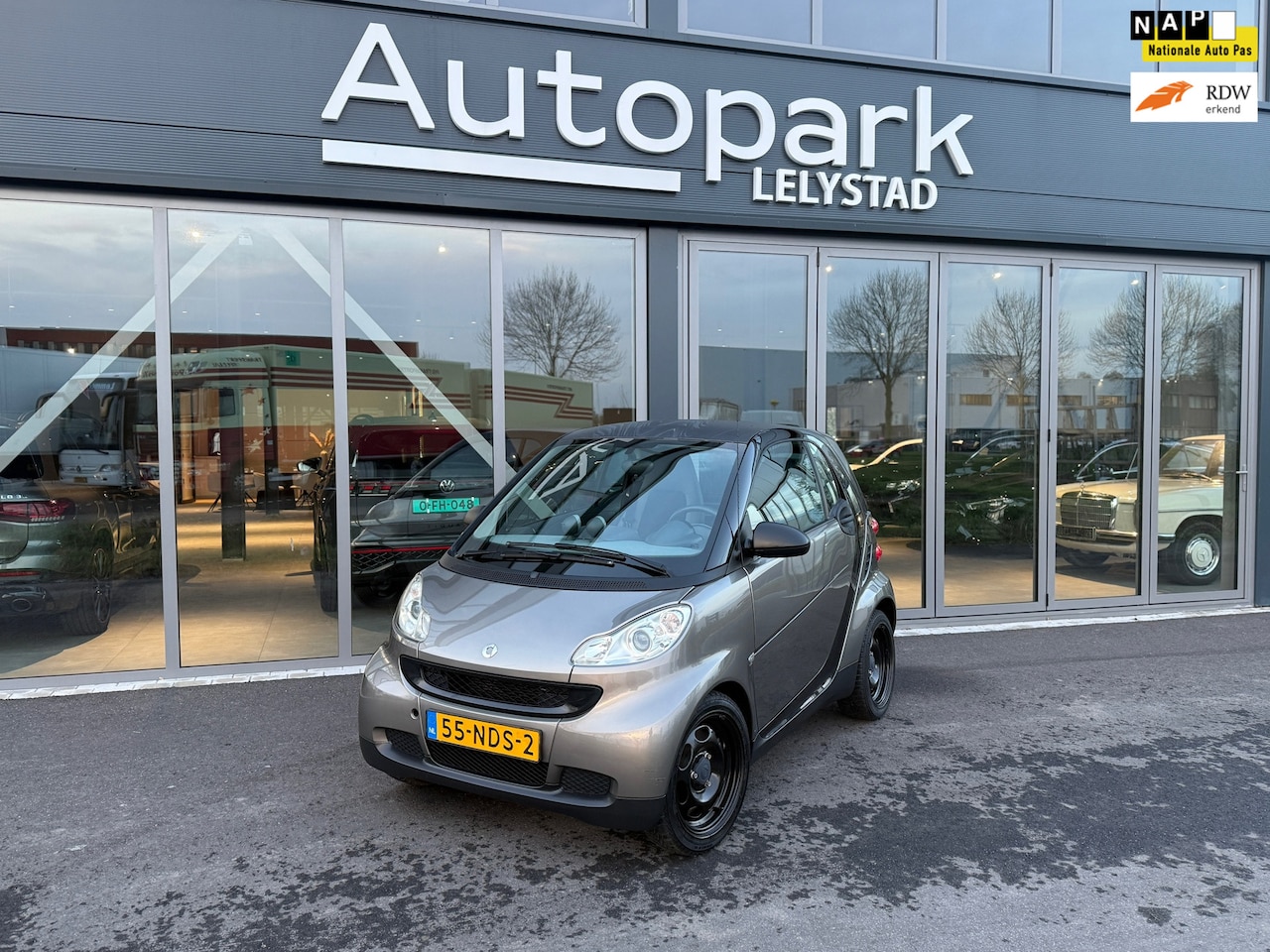 Smart Fortwo coupé - 1.0 mhd Pure 1e Eigenaar NAP Nieuwe apk - AutoWereld.nl