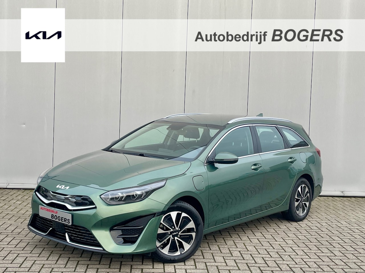 Kia Cee'd Sportswagon - Ceed 1.6 GDI PHEV DynamicLine Automaat Navigatie ( via Apple Carplay/Android Auto ), Clima - AutoWereld.nl