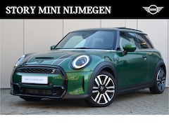 MINI Cooper S - Hatchback Classic Automaat / Panoramadak / Sportstoelen / Achteruitrijcamera / LED / Stoel