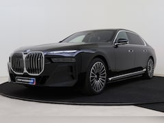 BMW i7 - eDrive50 M Sport / Panoramadak / Massagefunctie / Stoelventilatie / Parking Assistant Prof