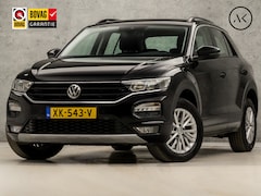 Volkswagen T-Roc - 1.5 TSI Sport 150Pk Automaat (APPLE CARPLAY, GROOT NAVI, CLIMATE, SPORTSTOELEN, ADAPTIVE C