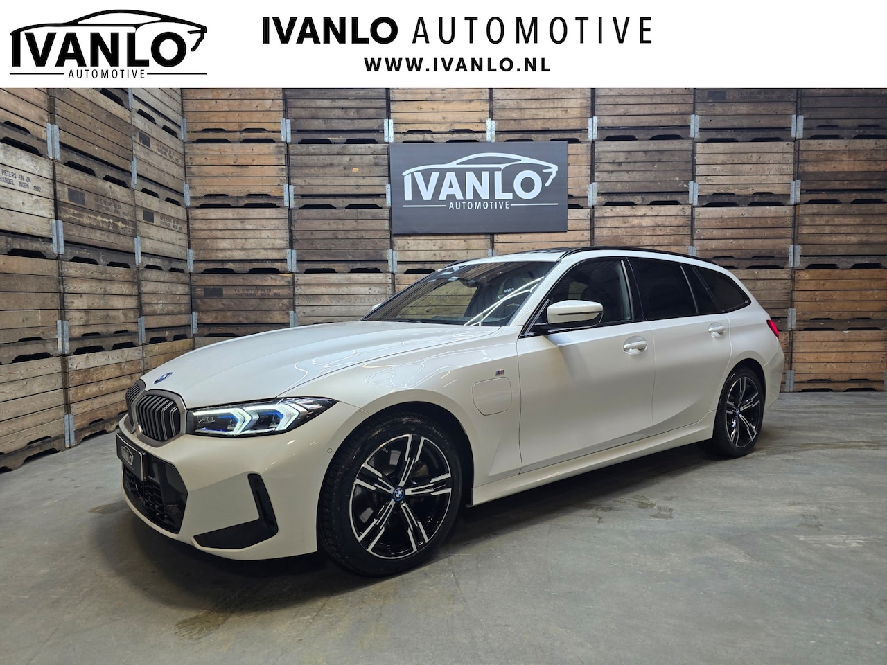 BMW 3-serie Touring - 330e xDrive HUD Pano Laser M Sport Leder Camera LM - AutoWereld.nl