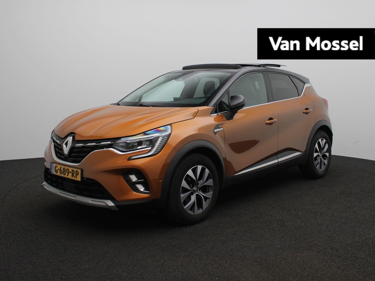 Renault Captur - 1.0 TCe 100 Intens | Apple Carplay & Android Auto | Schuif / kanteldak | Trekhaak! | Achte - AutoWereld.nl