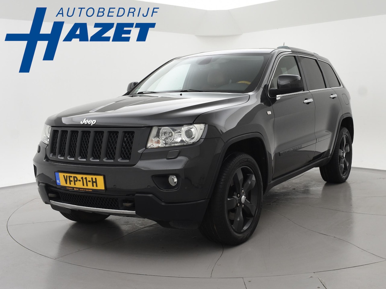 Jeep Grand Cherokee - 3.6 V6 OVERLAND GRIJS KENTEKEN + PANORAMA | LEDER | LUCHTVERING | TREKHAAK | CAMERA | 20 I - AutoWereld.nl