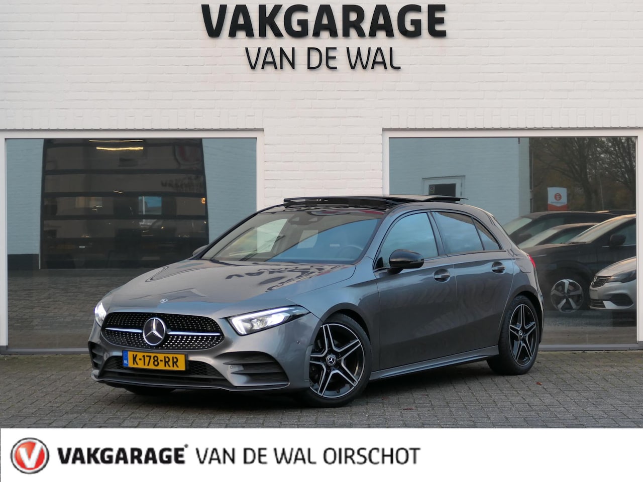 Mercedes-Benz A-klasse - 200 Business Solution AMG | Panoramadak | MBUX Widescreen | Achteruitrijcamera | Sfeerverl - AutoWereld.nl