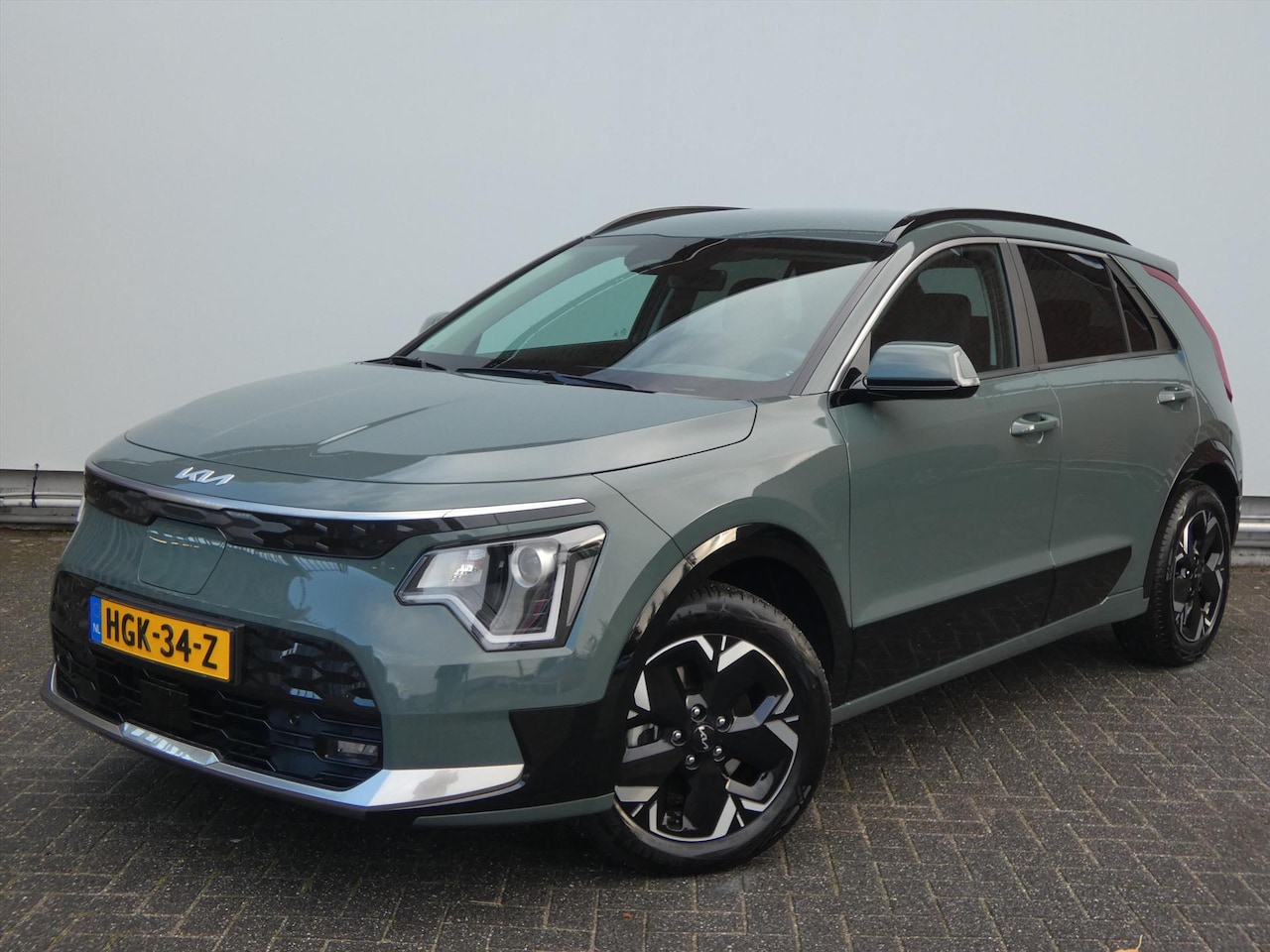 Kia e-Niro - 64,8 kWh 204pk Aut Light Advanced | Uniek | Snel Rijden! - AutoWereld.nl