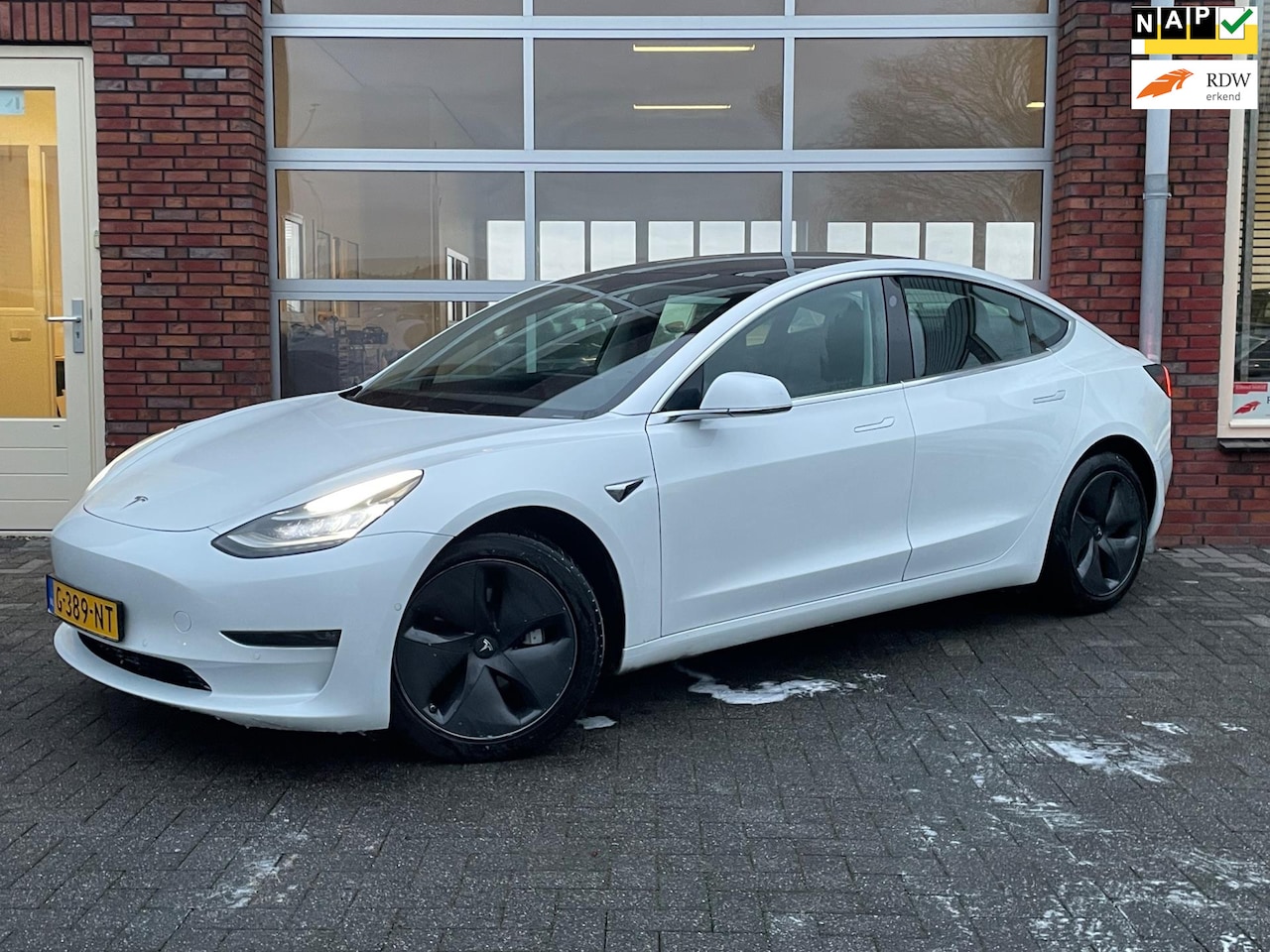 Tesla Model 3 - Long Range RWD Long Range AWD 75 kWh | SOH 85% | Autopilot | 18 Inch | Dual Motor | 2019 | Wit - AutoWereld.nl