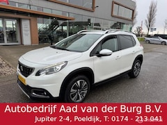 Peugeot 2008 - 1.2 PureTech Allure Automaat , Trekhaak , Navigatie , Camera , Cruise & Climate controle ,