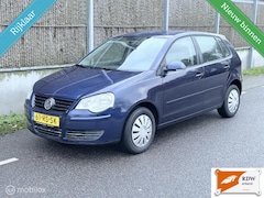 Volkswagen Polo - 1.4-16V COMFORTLINE NAP/AIRCO/NWE KOPPELING