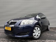 Toyota Auris - 1.4-16V Terra | Trekhaak | Airco | Orig NL | Isofix | Elek pakket | NAP | Zeer goed onderh