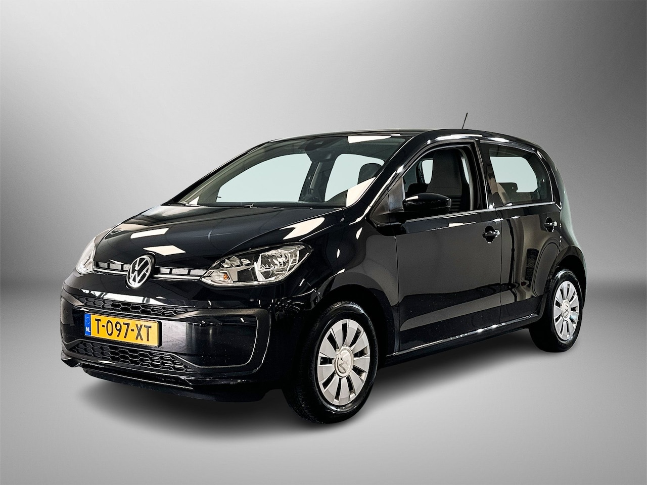 Volkswagen Up! - 1.0 Move up! Achteruitrijcamera / Vierseizoensbanden / Parkeersensoren achter - AutoWereld.nl