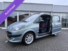 Peugeot 1007 - 1.6-16V Sporty