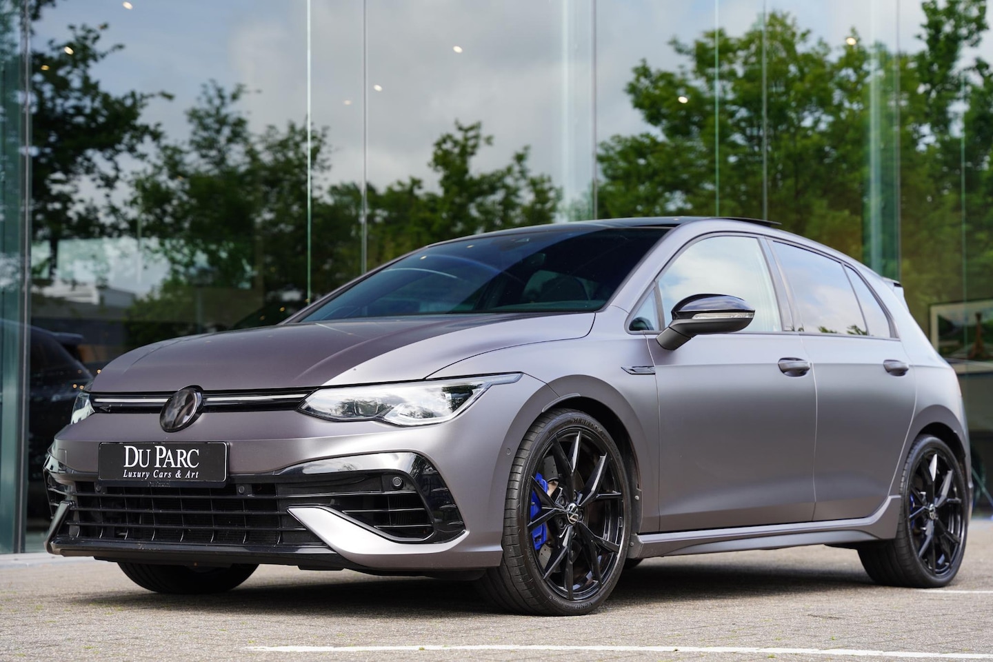 Volkswagen Golf - 2.0 TSI R 4Motion Panoramadak Harman Kardon - AutoWereld.nl