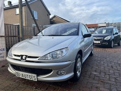 Peugeot 206 - 1.4 QUIKSILVER