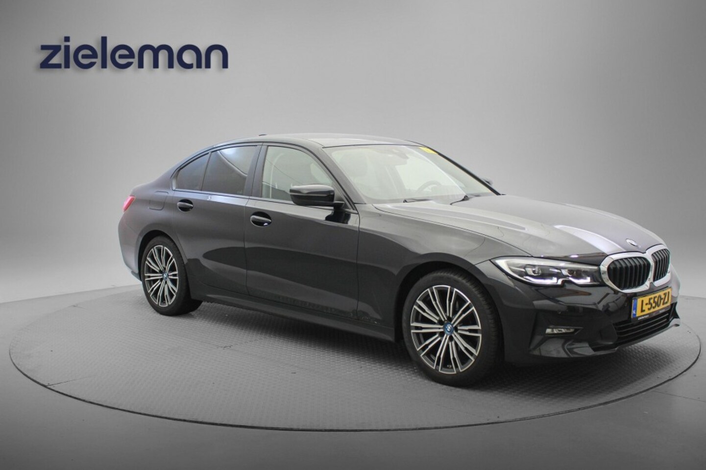 BMW 3-serie - 318i Sedan Business Edition Automaat - Digitaal Cockpit, Carplay - AutoWereld.nl