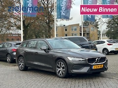 Volvo V60 - 2.0 B3 Essential Edition Automaat - Carplay, Navi, Camera, Leer, Afn.Trekhaak