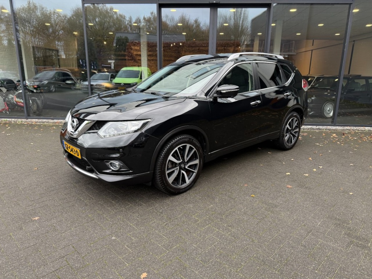 Nissan X-Trail - 1.6 DIG-T Connect 7-Pers,Pano,Keyless,Cam 360,Lane Ass,Cruise,Trekhk afn - AutoWereld.nl
