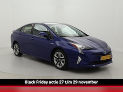 Toyota Prius - 1.8 Hybrid Dynamic | Navigatie | Dodehoek detectie | Stoelverwarming | Head-up display | K