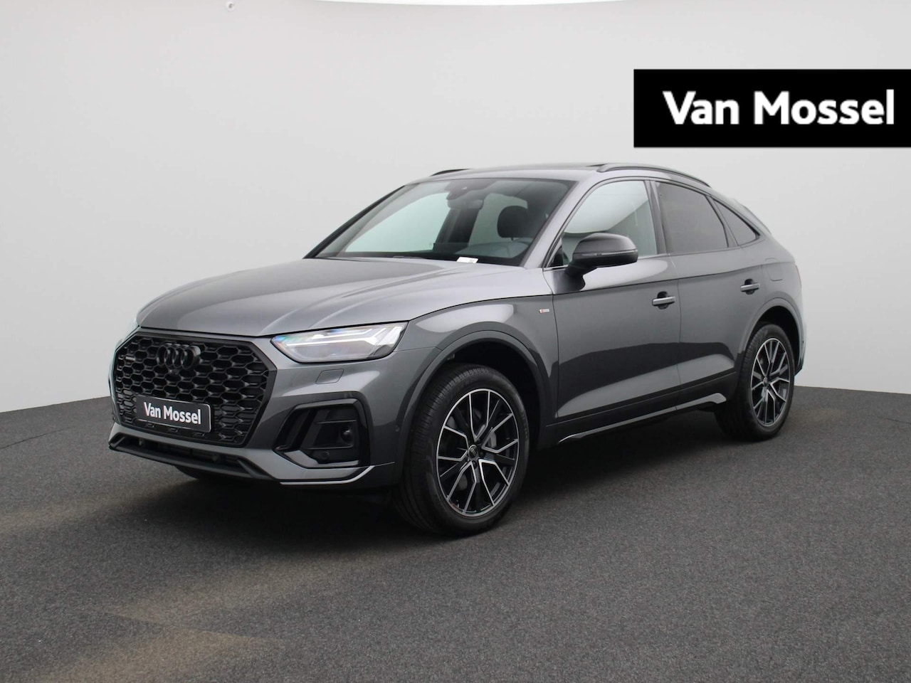 Audi Q5 Sportback - 55 TFSI e S edition Competition 367 PK | S-line | Automaat | Panoramadak | Navigatie | 360 - AutoWereld.nl