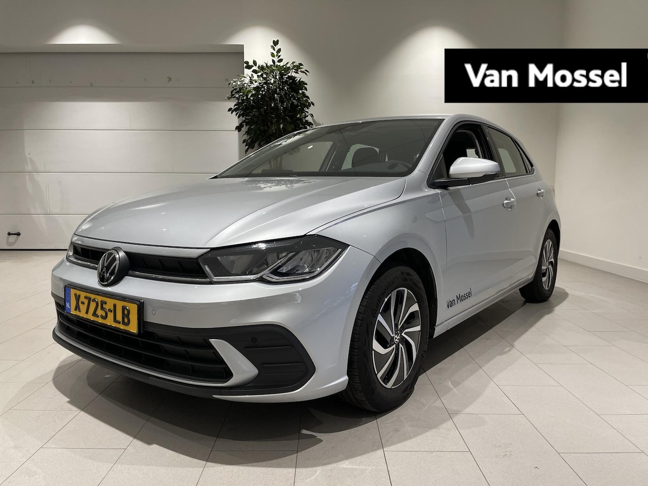 Volkswagen Polo - 1.0 TSI Life 95 PK | Apple Carplay | Parkeersensoren | Navigatie | Lichtmetalen Velgen | A - AutoWereld.nl