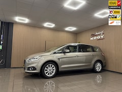 Ford S-Max - 1.5 Titanium * Navigatie / Stoel-Stuurverwarming / Parkeersensoren / NL Auto