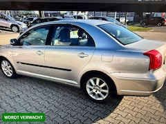 Toyota Avensis - 2.2 D-4D Executive 2006 met 157.181km NAP 1e eigenaar Unieke auto van de 1e eigenaar met m