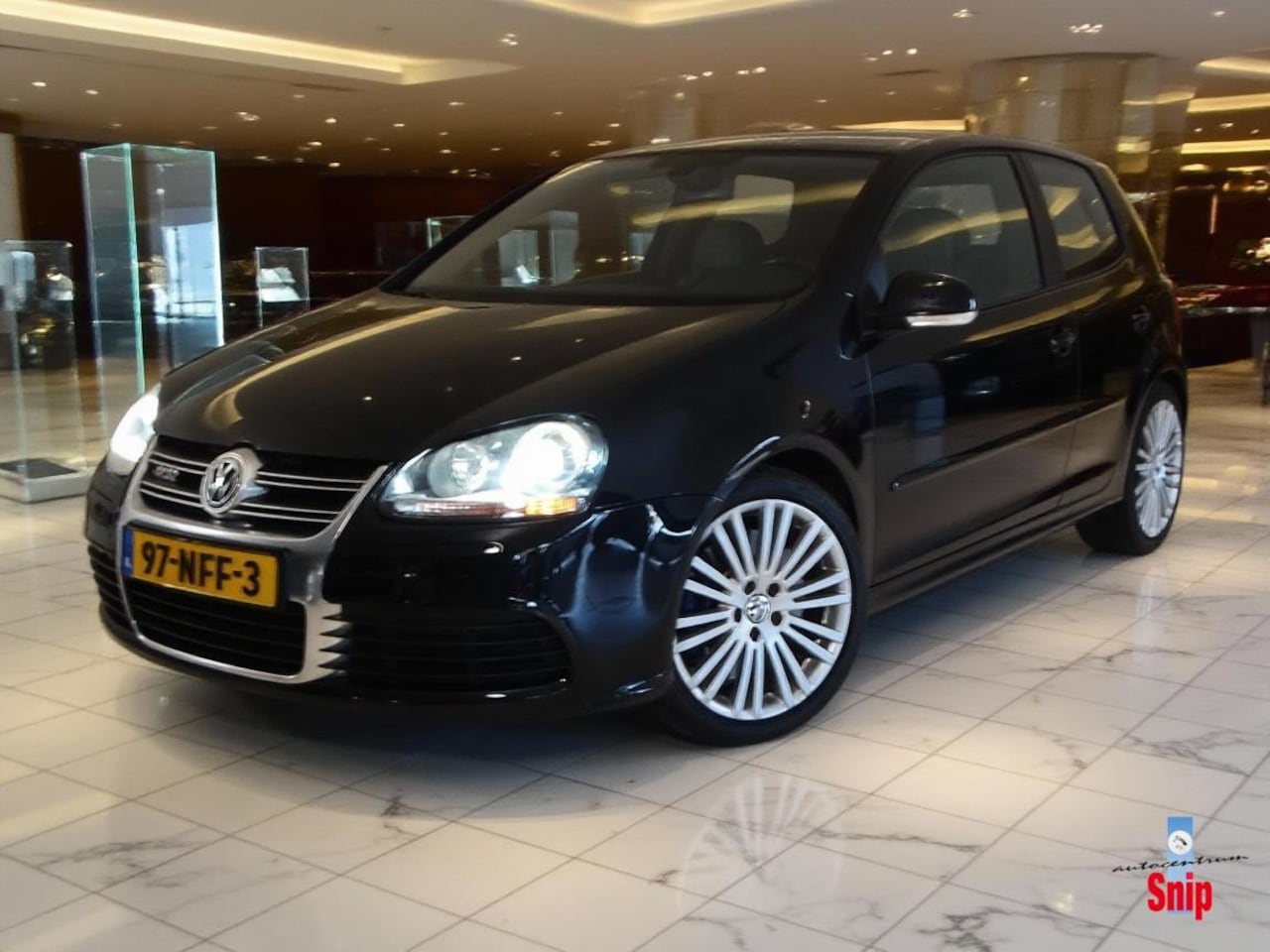 Volkswagen Golf - 3.2 R32 DSG - AutoWereld.nl