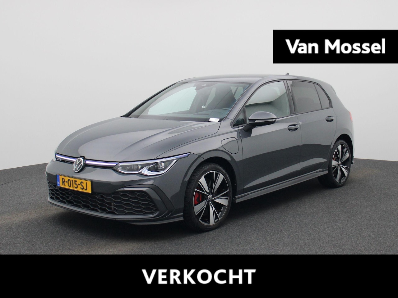 Volkswagen Golf - 1.4 eHybrid GTE 245 PK | Automaat | | Navigatie | Apple Carplay | Airco | Adaptieve Cruise - AutoWereld.nl
