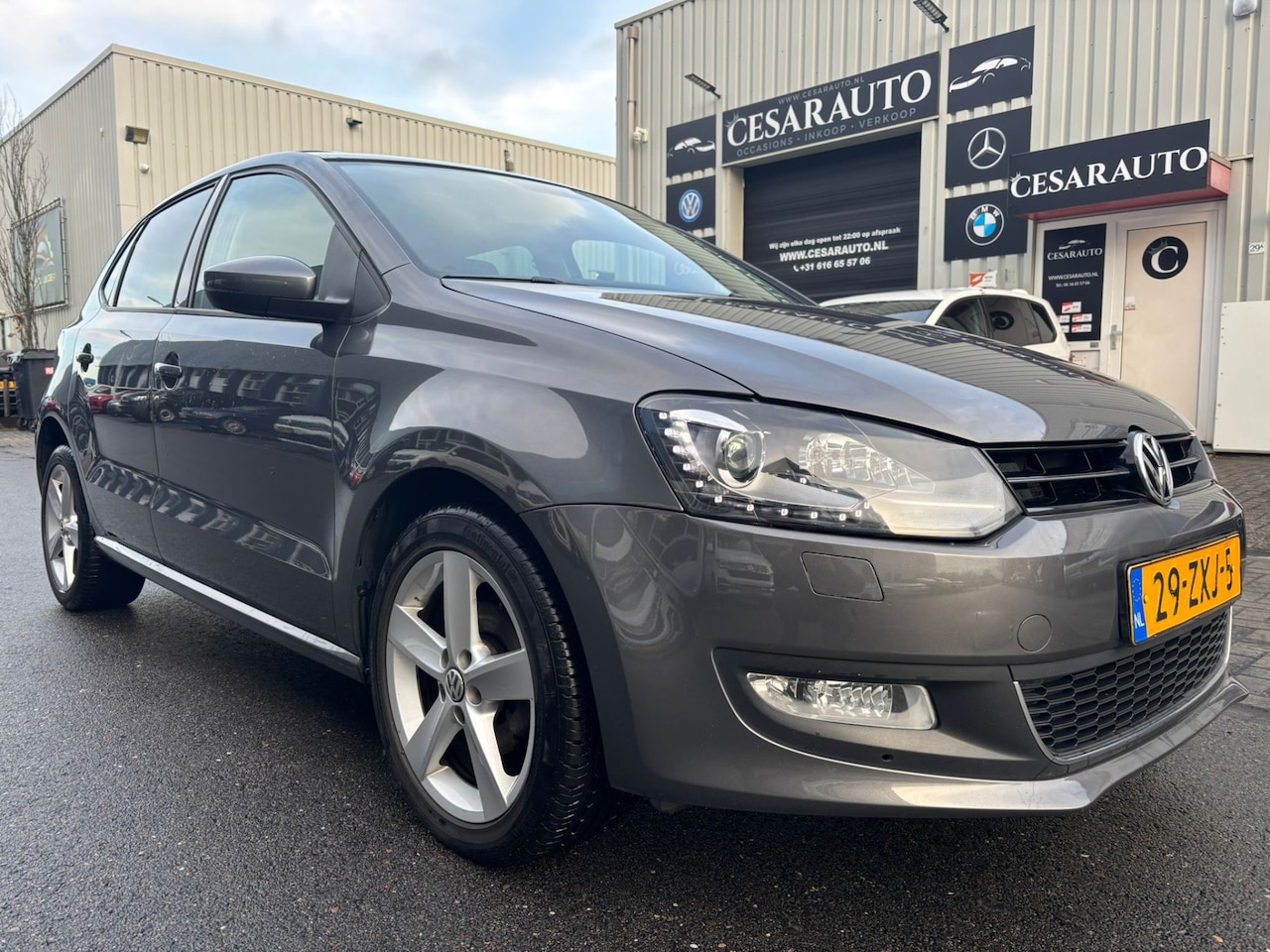 Volkswagen Polo - 1.2 TSI Highline / SCHUIF DAK / LEER / STOEL VERWARMING - AutoWereld.nl