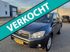 Toyota RAV4 - 2.0 VVTi Linea Sol luxe Youngtimer met stoer reservewiel achterop