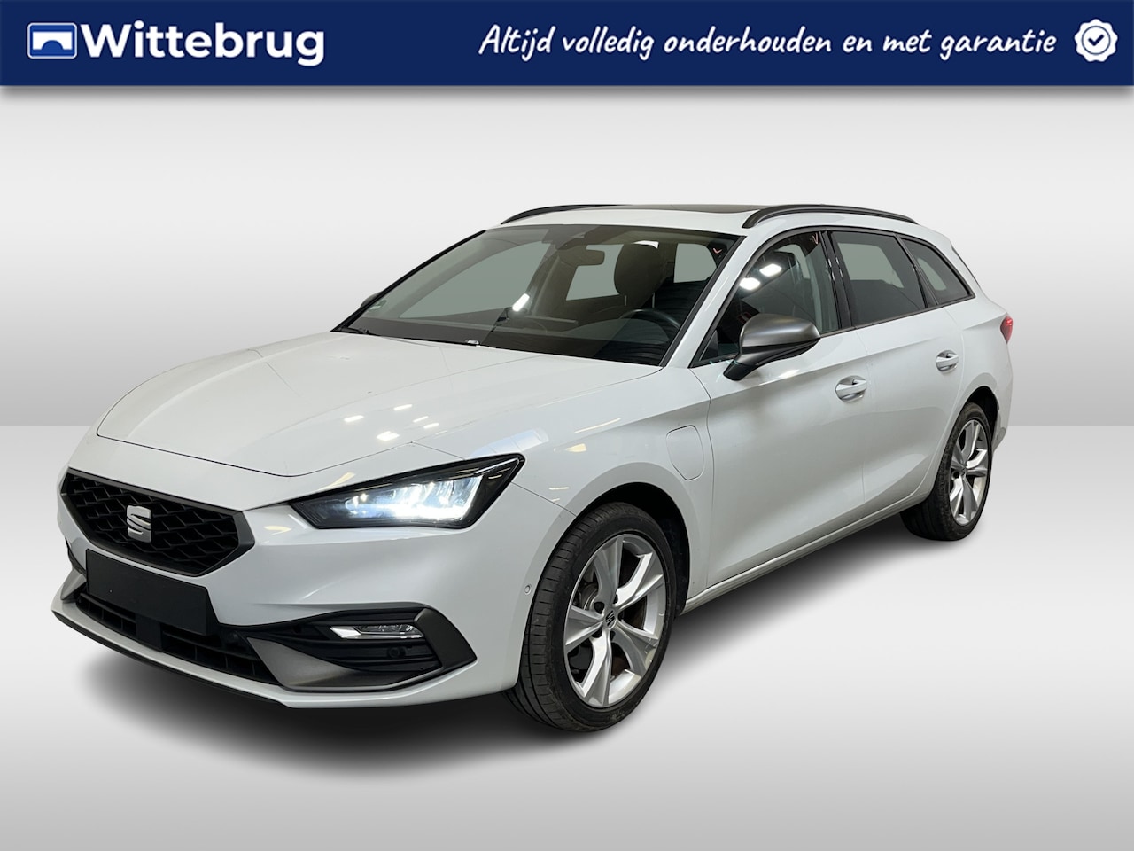 SEAT Leon Sportstourer - 1.4 TSI eHybrid PHEV FR Business Intense / AUTOMAAT/ PANO/ DIGITAL DASH/ RIJ-MODI/ LED/ 17 - AutoWereld.nl