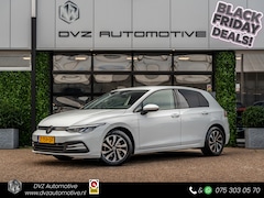 Volkswagen Golf - 1.0 eTSI DSG Active | ACC | Ambient | Carplay |