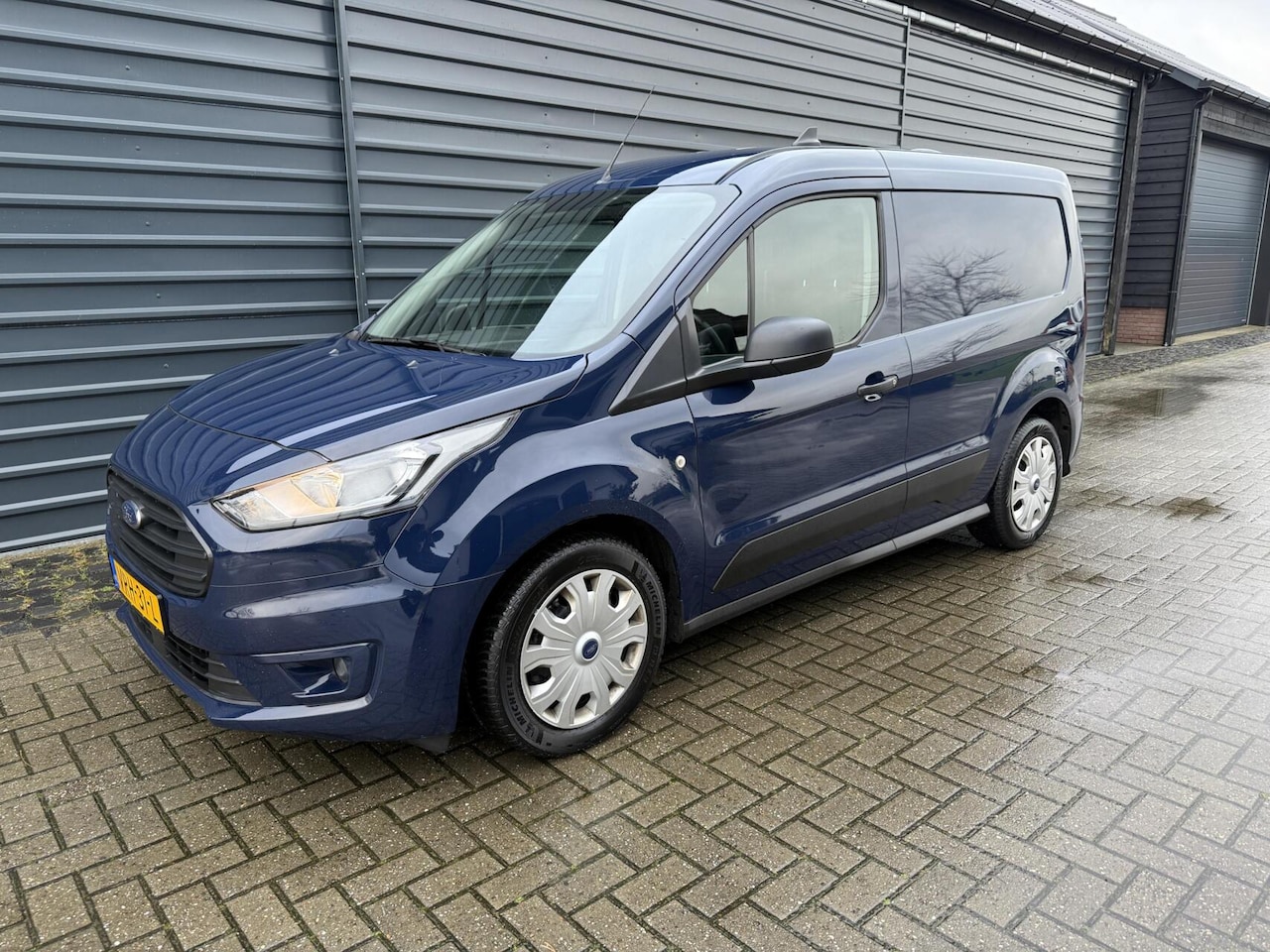 Ford Transit Connect - 1.5 EcoBlue Automaat Hondenauto 2x Bench - AutoWereld.nl