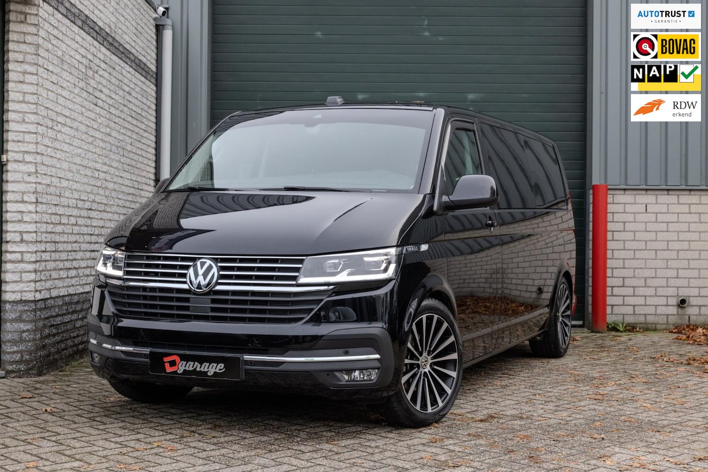Volkswagen Transporter - 2.0 TDI L2H1 DC Bulli,150pk,nieuwstaat - AutoWereld.nl