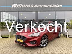 Ford Focus - 1.0 EcoBoost ST Line Business App-Connect, Schuifkanteldak & Stoelverwarming