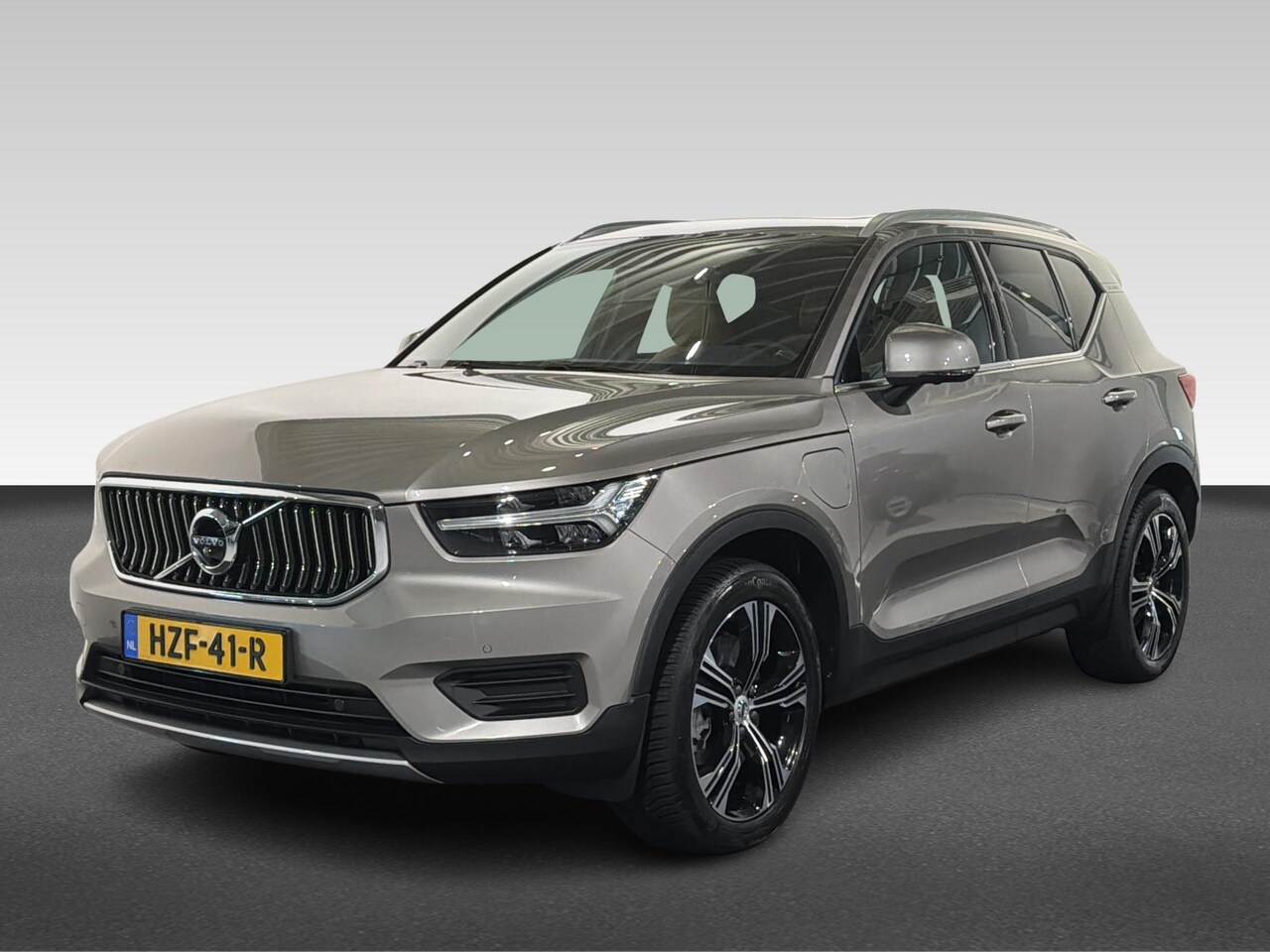 Volvo XC40 - T5 Twin Engine 262pk Geartronic R-Design - AutoWereld.nl