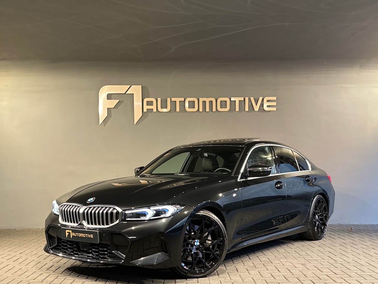 BMW 3-serie - 330i M Sport|Pano|Laser|Memory|Keyless|Sfeer|VOL - AutoWereld.nl