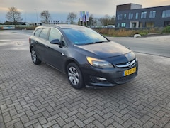 Opel Astra Sports Tourer - 1.6 CDTi Business + Clima Navigatie Zwart 2014
