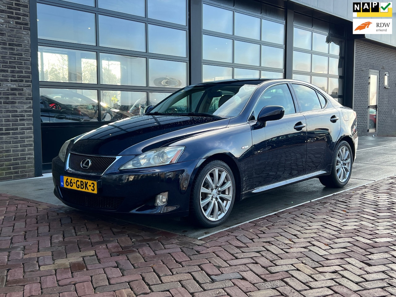 Lexus IS - 250 Business | Autm | Leer | Stoelver | Navi | - AutoWereld.nl