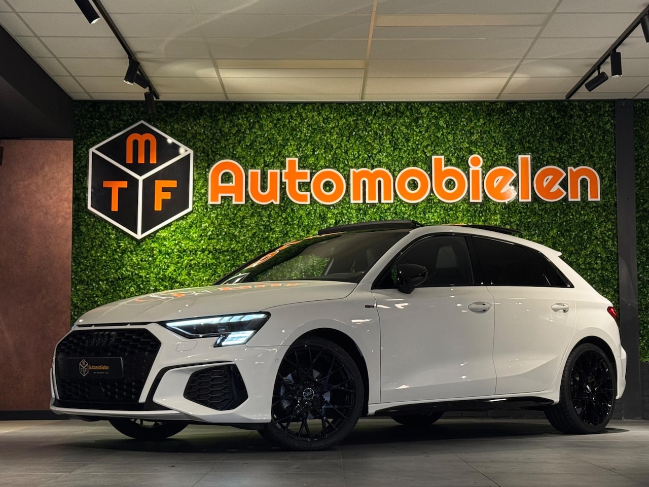 Audi A3 Sportback - 35 TFSI 150 PK 3x S LINE |PANO|KUIPSTOELEN|SFEERVERL.|BOMVOL - AutoWereld.nl
