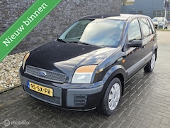 Ford Fusion - 1.4-16V Champion - Airco - Trekhaak