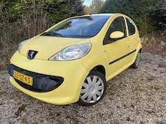 Peugeot 107 - 1.0-12V XS