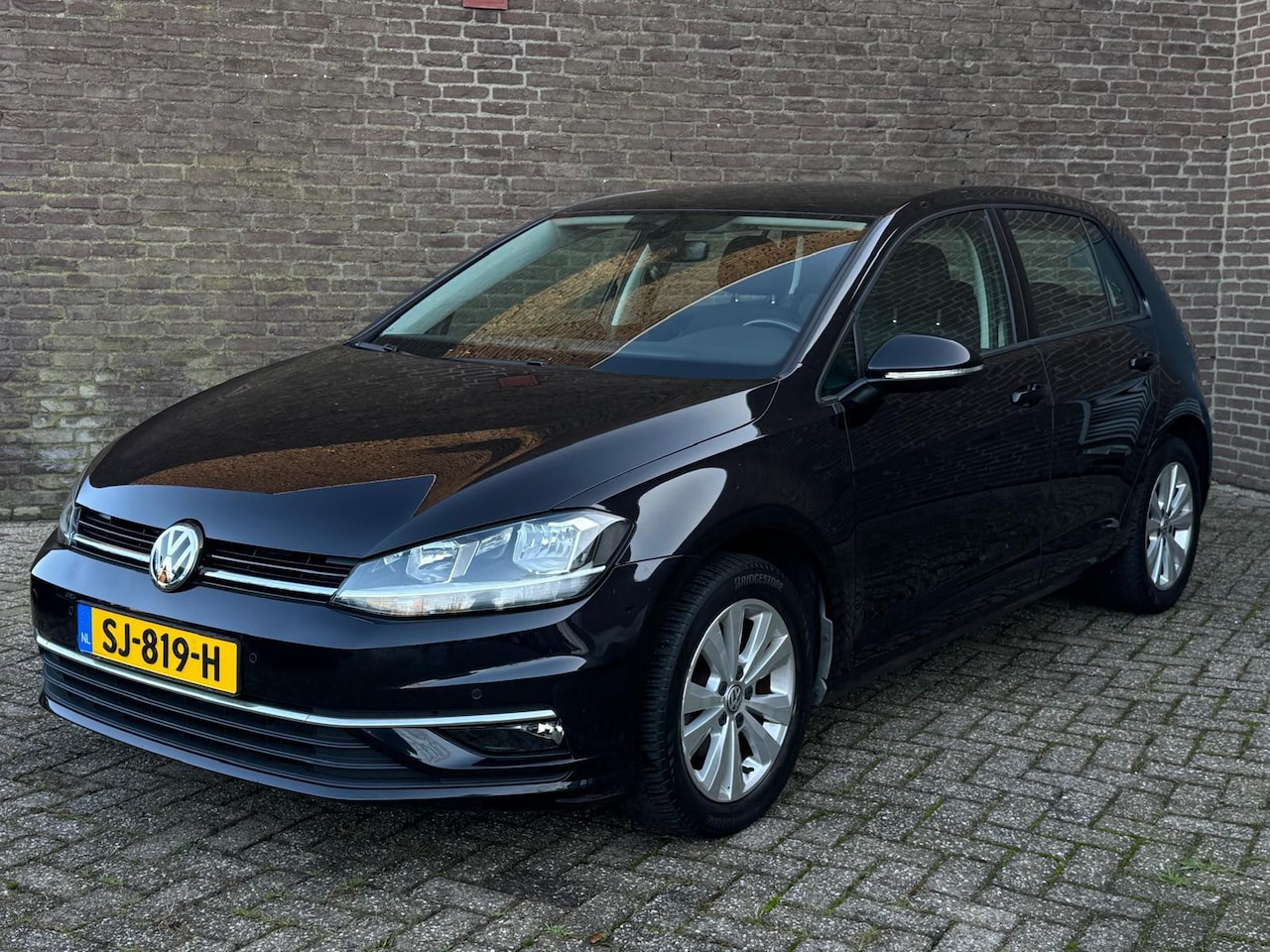 Volkswagen Golf - 1.0 TSI 110pk Comfortline Carplay Navi Adapt-Cruise Parkeersens Org.NL NAP - AutoWereld.nl