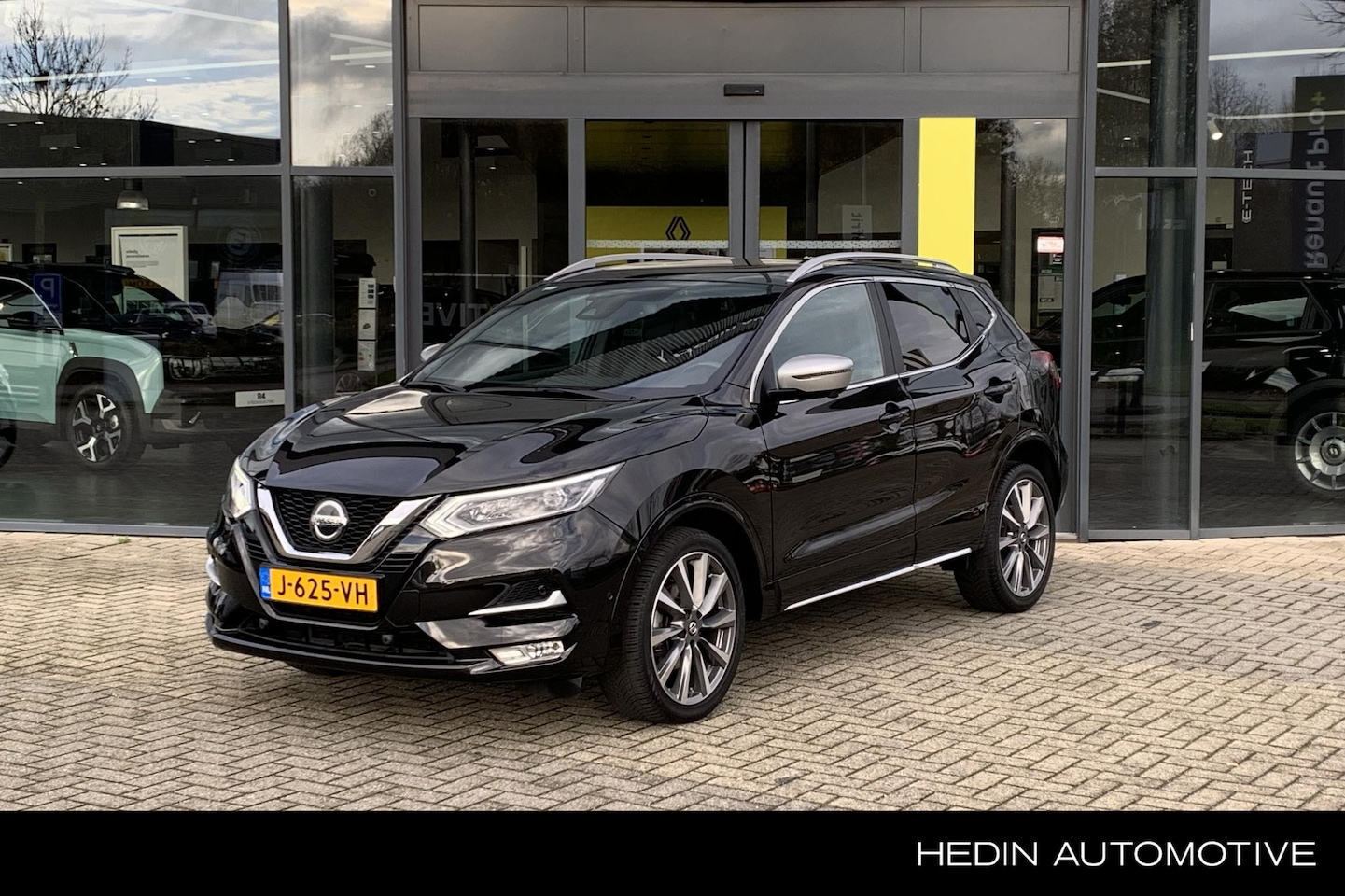 Nissan Qashqai - 1.3 DIG-T Tekna + automaat | 360 camera | Verwarmbare ruit + voorstoelen | Bose audio | Pa - AutoWereld.nl